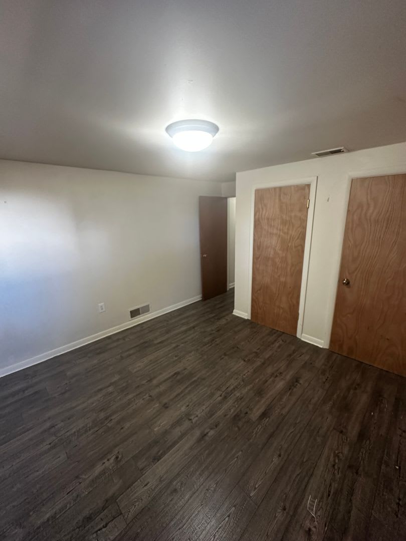 2 Bedroom Apartment Only Steps from Campus – photo 5