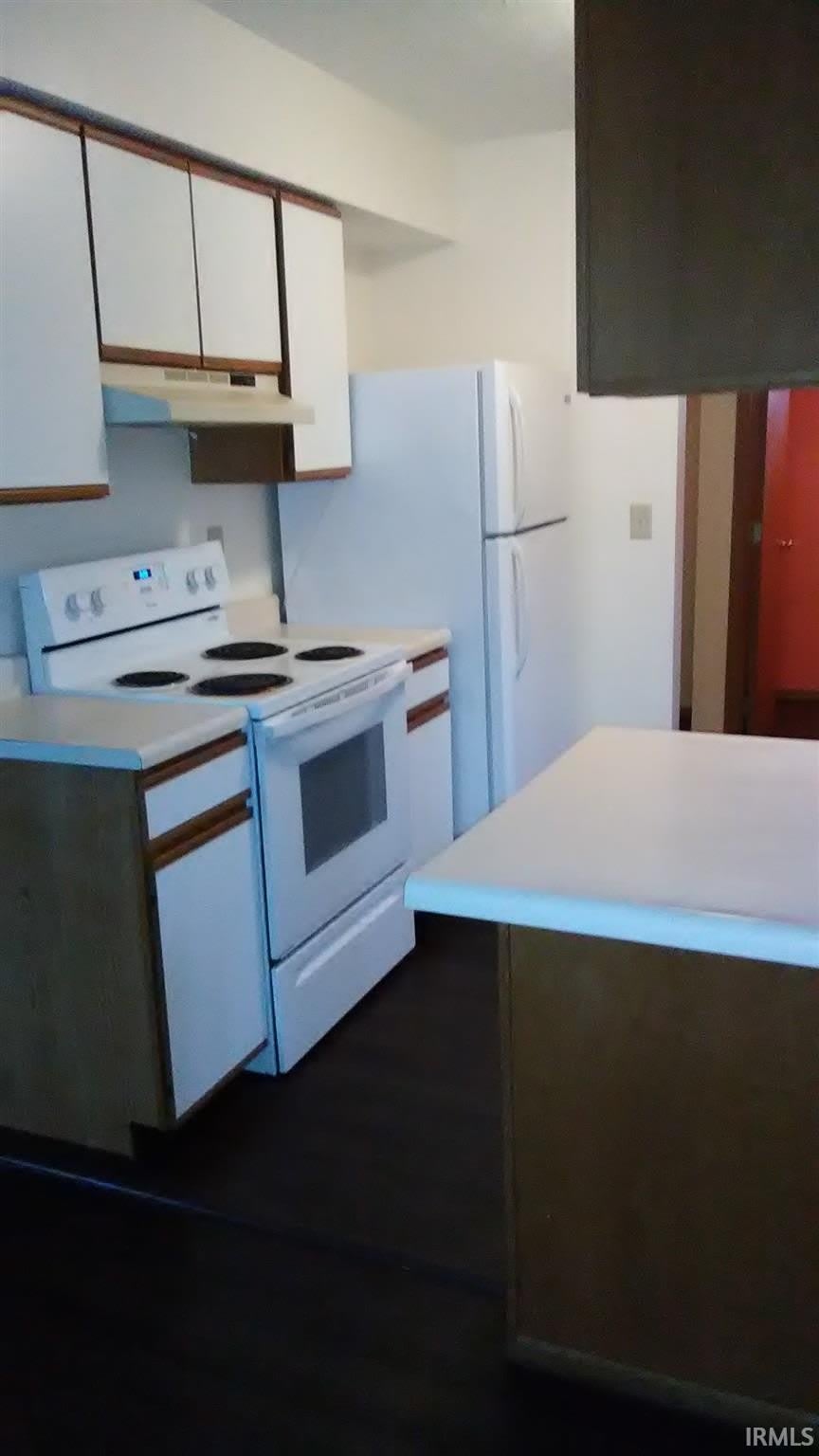 402 S Village Court – photo 4