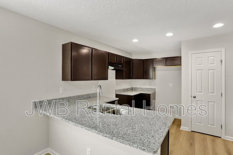 2202 Spires Ave – photo 2
