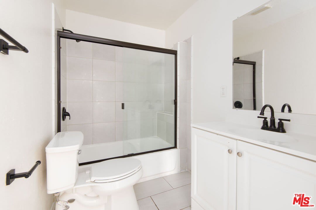 2134 S Cloverdale Ave – photo 5