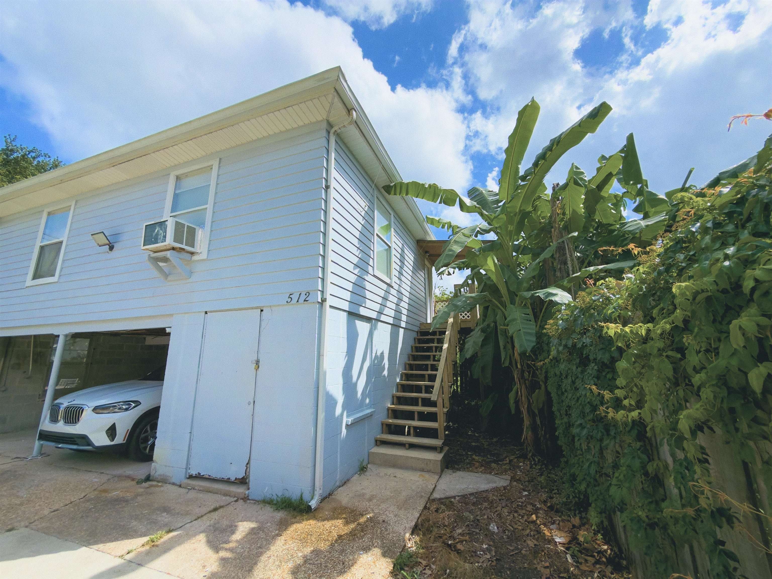 512 Crescent Boulevard – photo 1