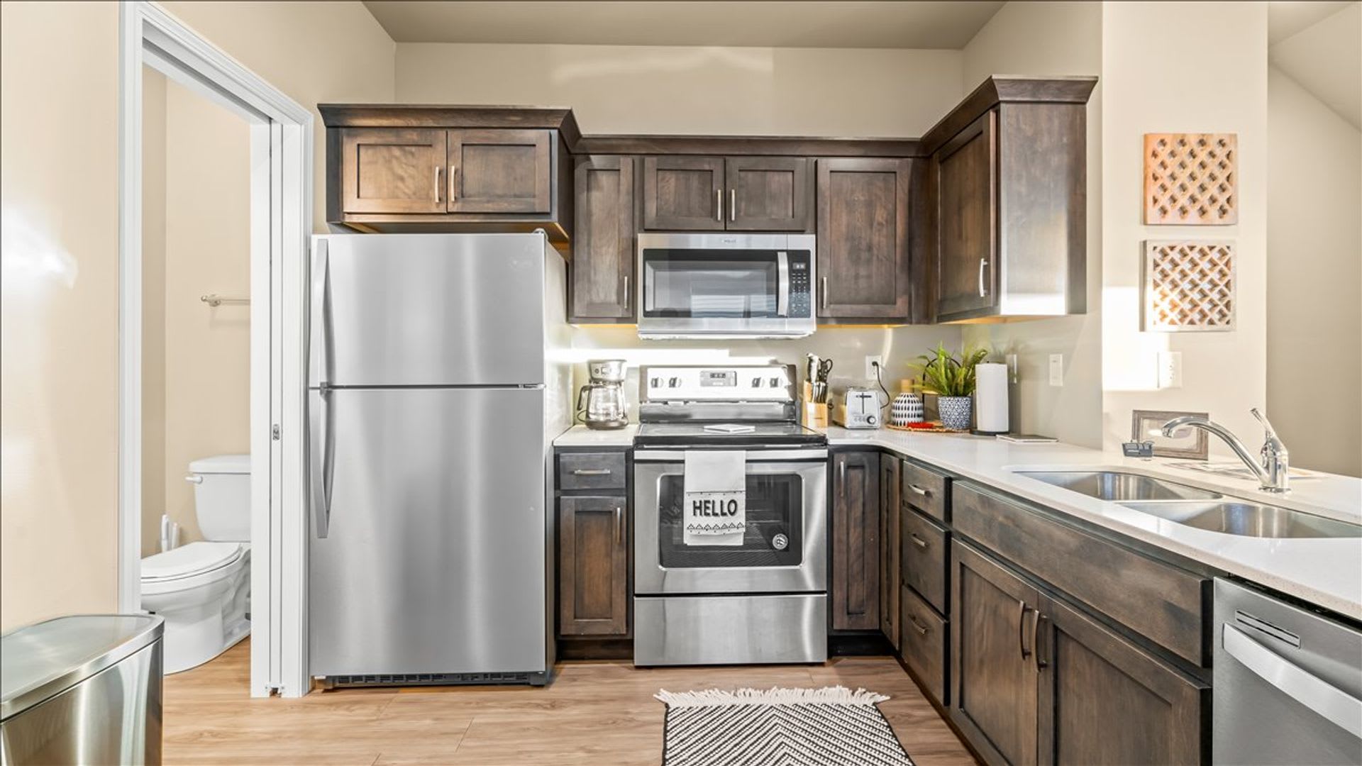Summerland Twinhomes on Harvey Drive – photo 3