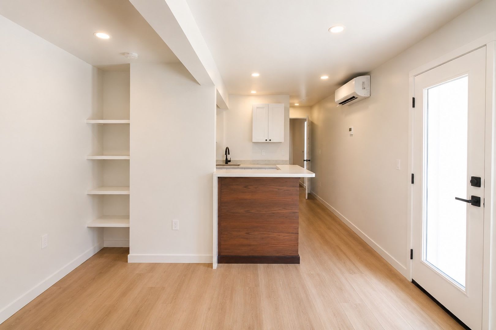 Newly Built 1 Bedroom / 1 Bathroom – Utilities Included – Available Now! – photo 3