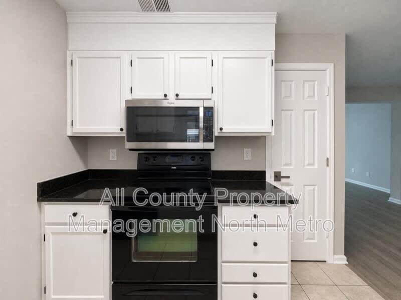 130 Holcomb Ferry Road – photo 5