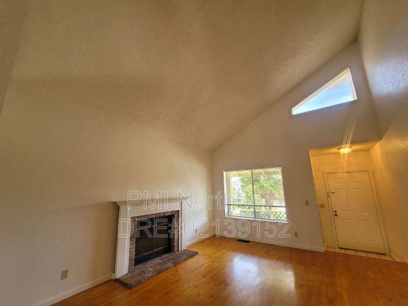 2443 Dawn Way – photo 3