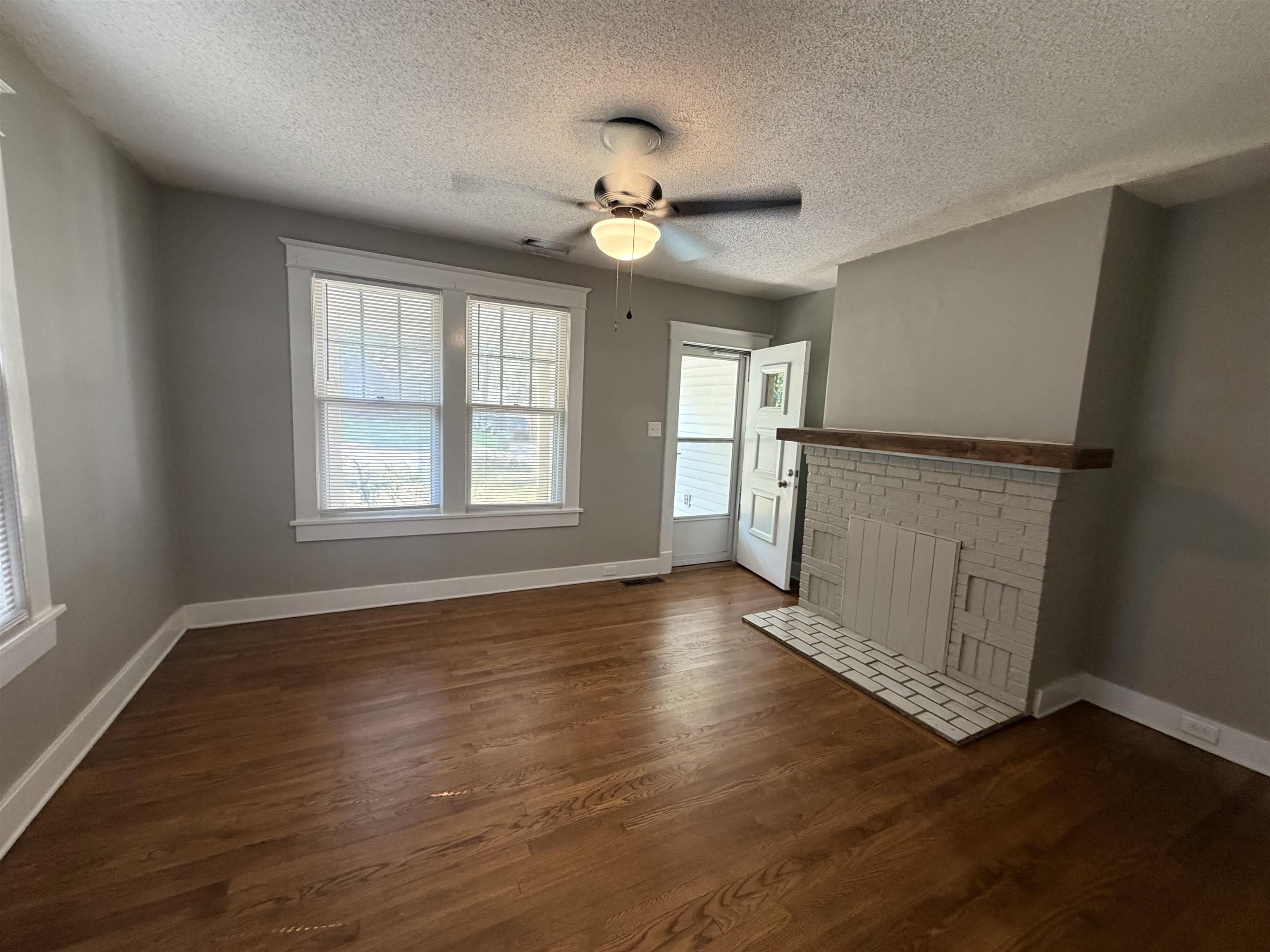 3676 KEARNEY Ave – photo 5