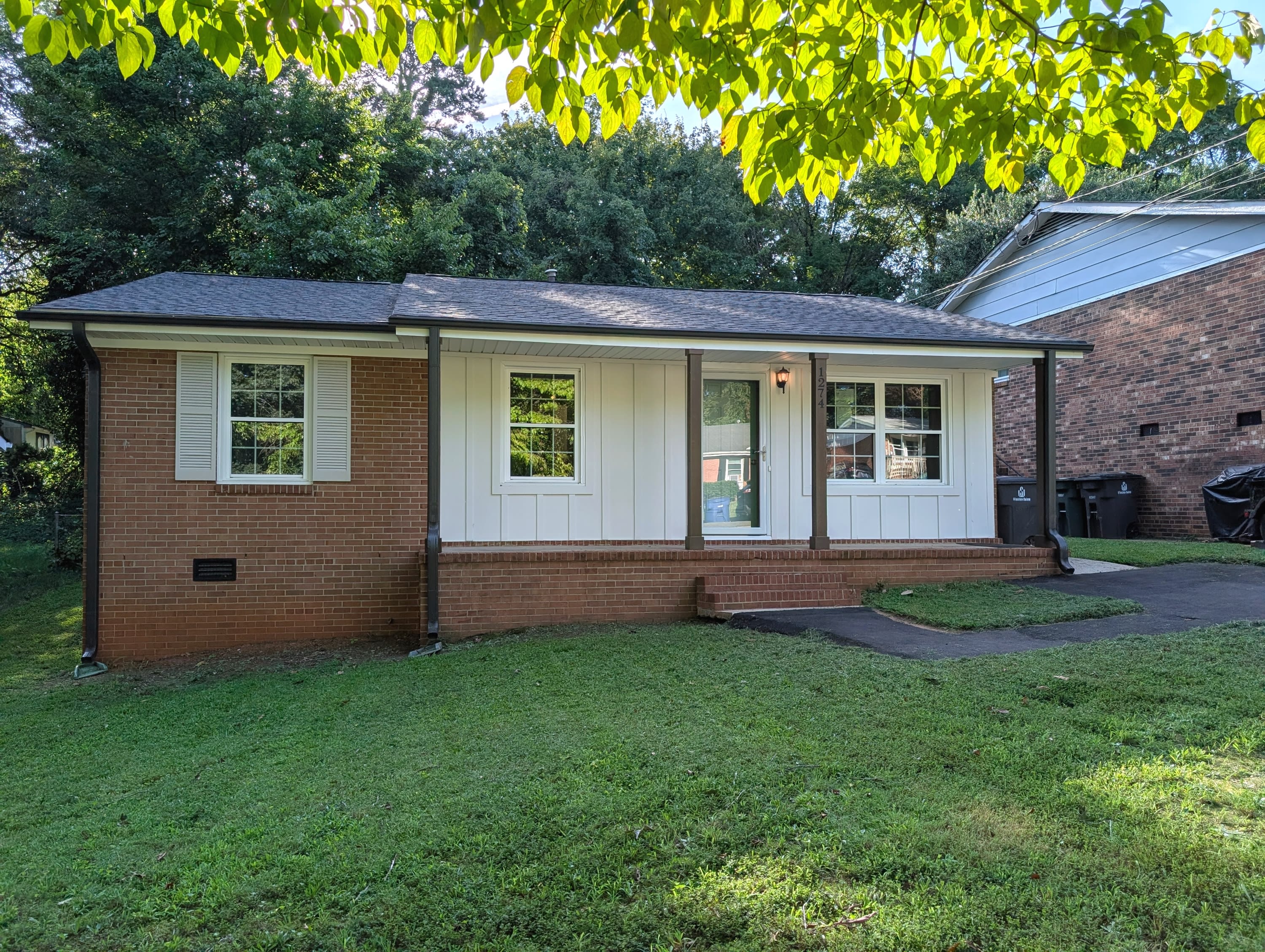 1274 Tredwell Drive – photo 2