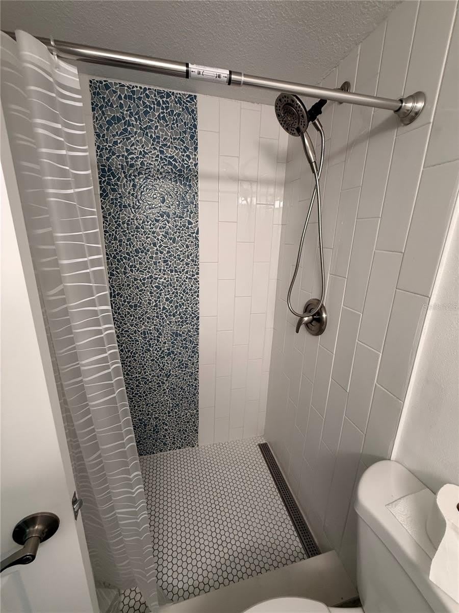 159 MEDALLION Boulevard – photo 5