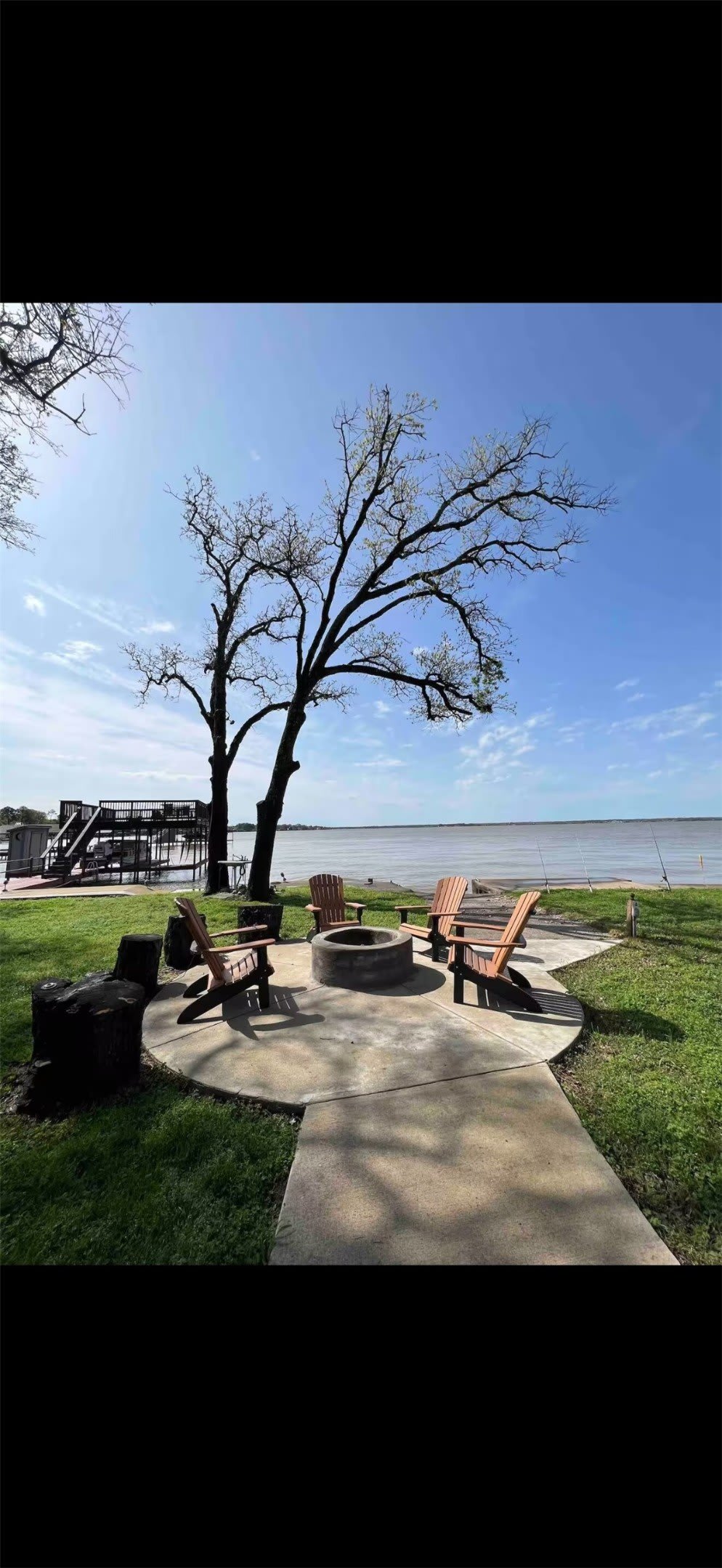 325 Bay Court – photo 2