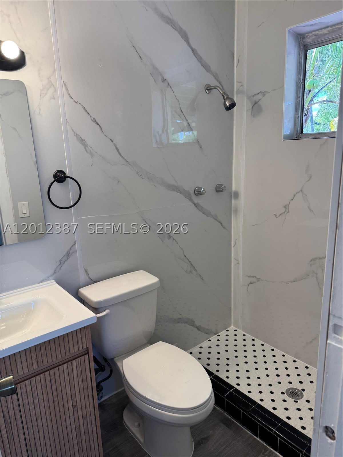2620 SW 53rd Ave – photo 3