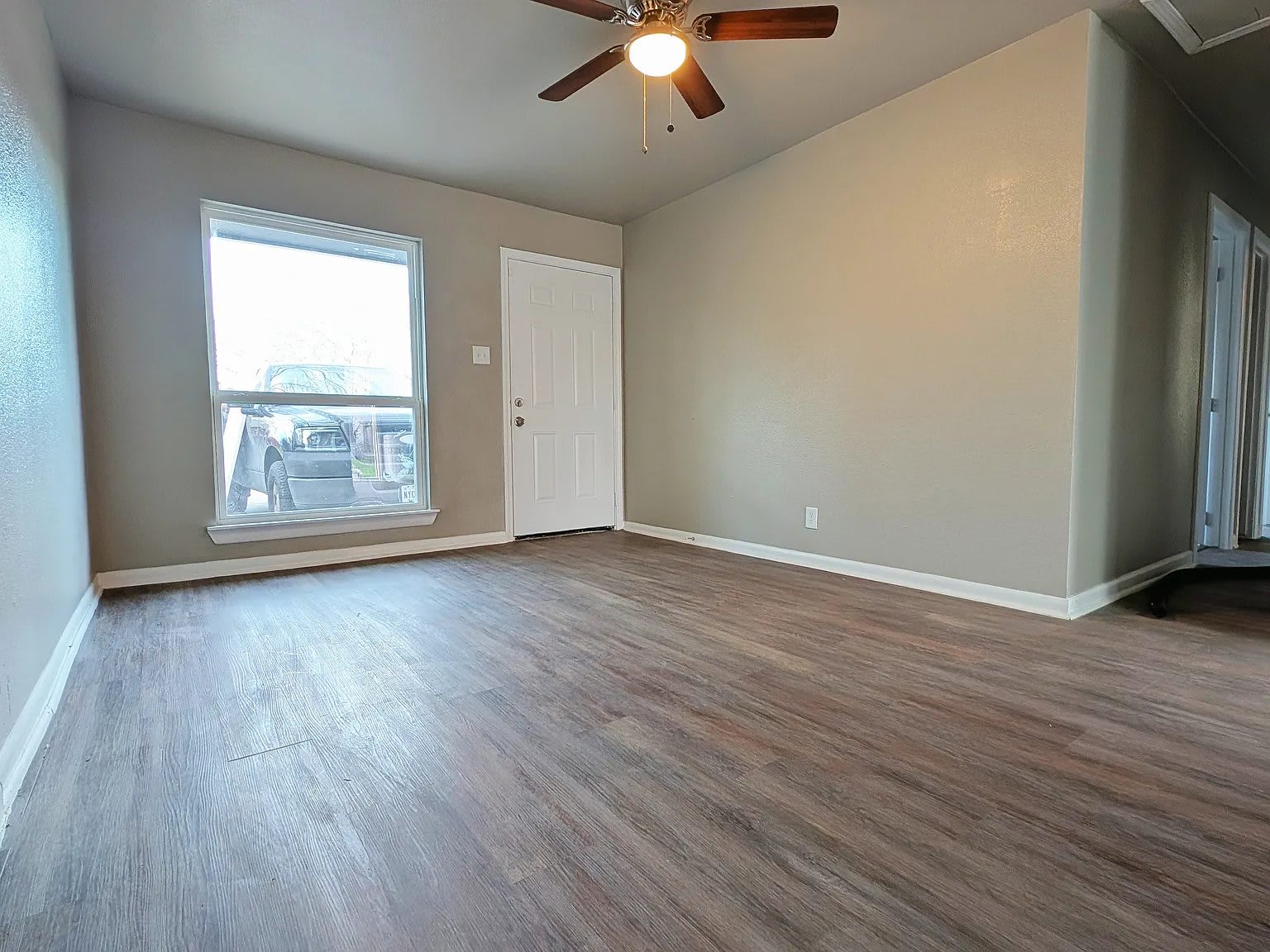5802 Magnes Ln – photo 4