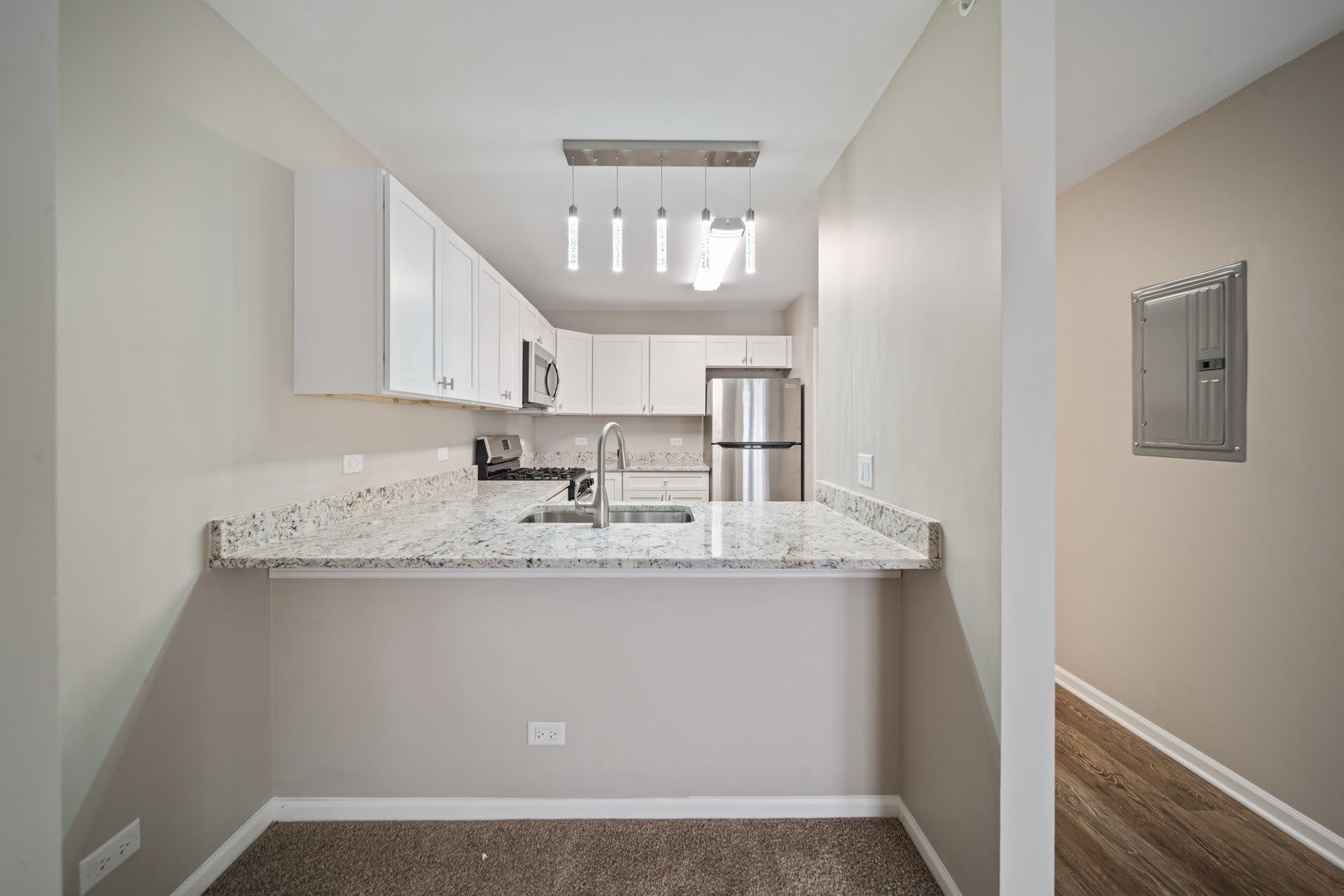 5 S Virginia Road – photo 3