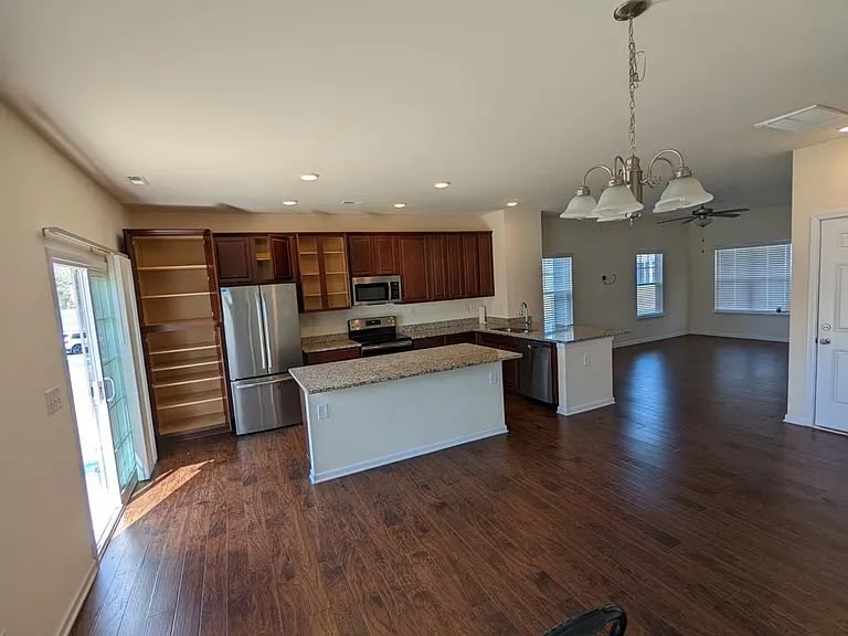 5512 John Mcdowell Pl – photo 4