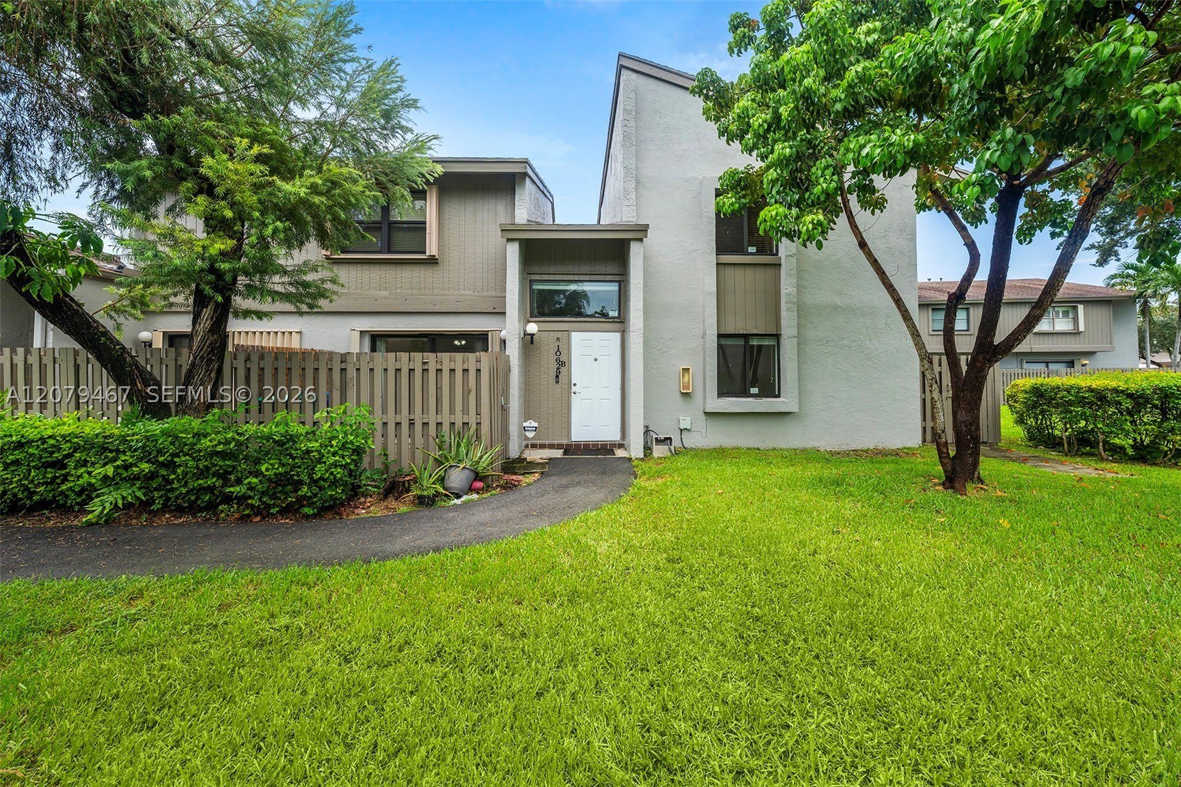 10629 SW 113th Pl – photo 1