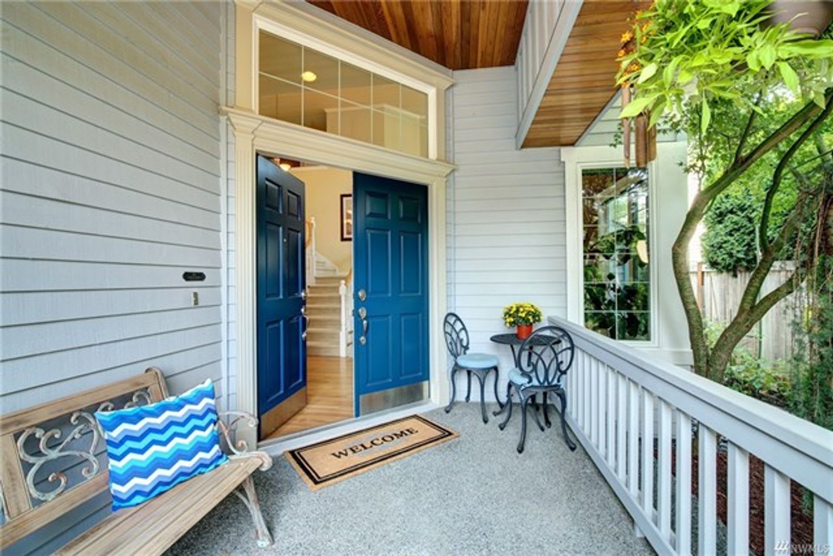 4Bd 3 5Ba Sammamish Home – photo 2