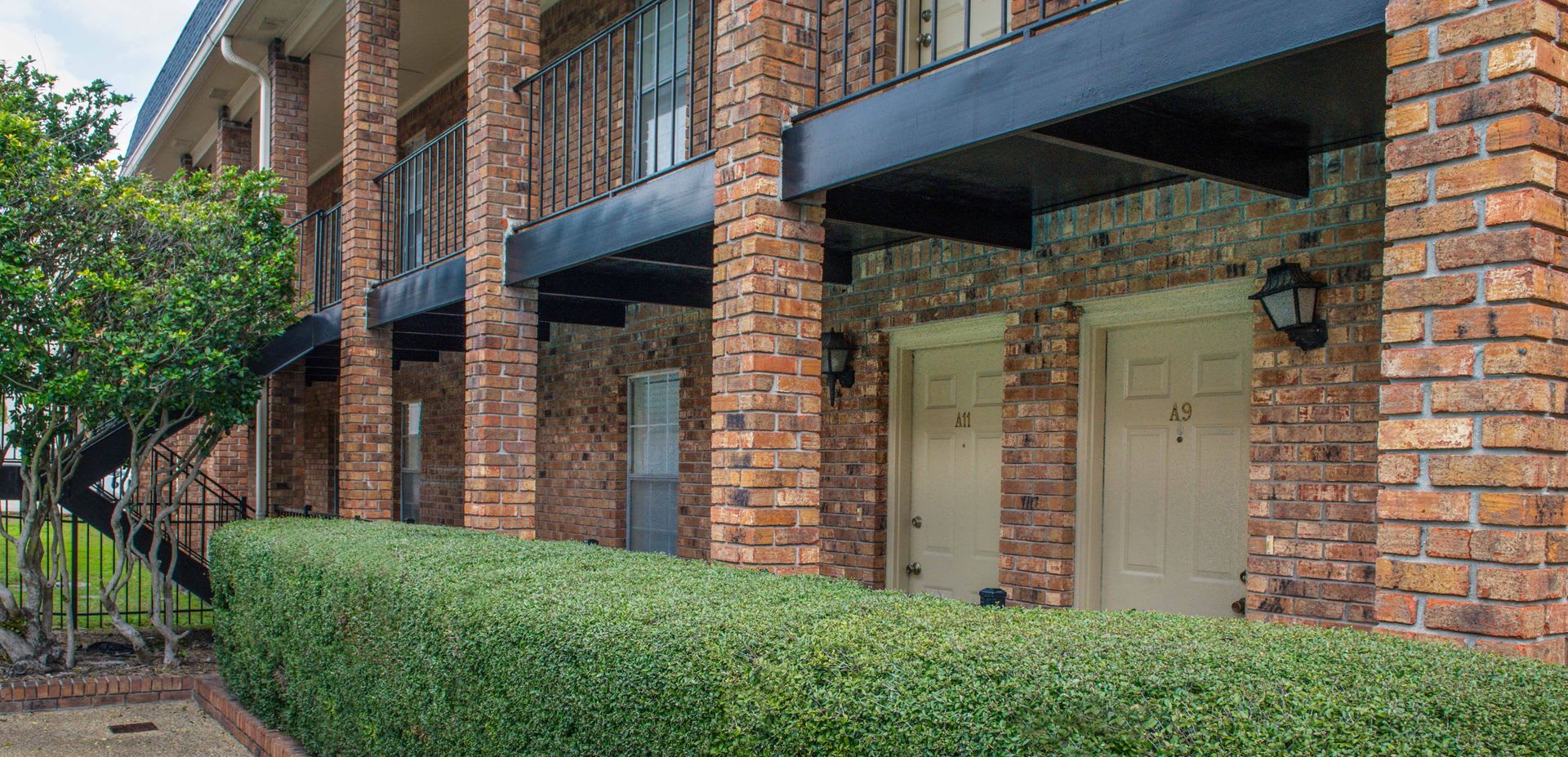 Hardy Manor Apartment Homes – photo 2