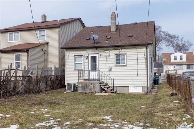 107 W Hayes Avenue – photo 2