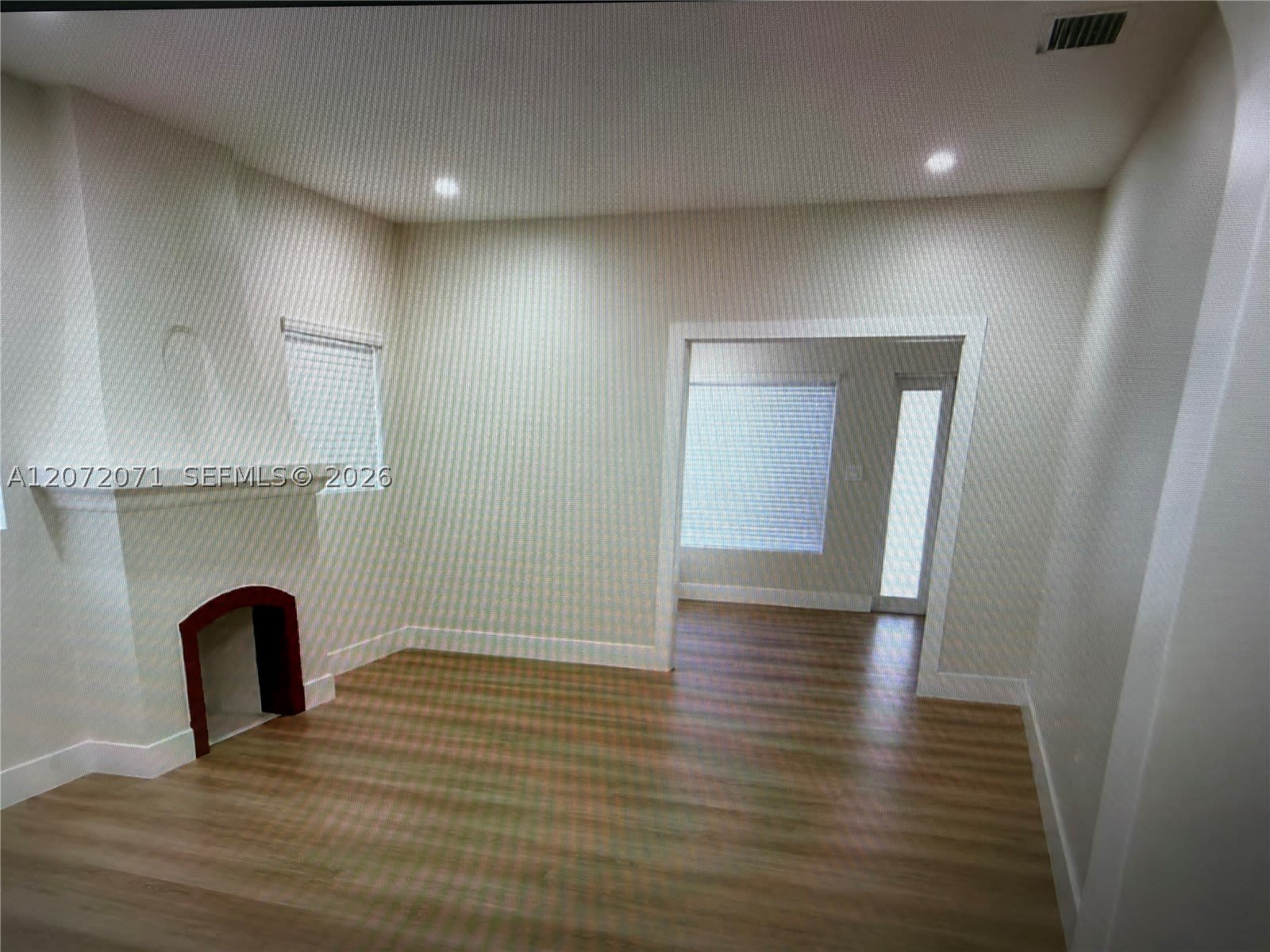 3648 SW 25th Ter – photo 2