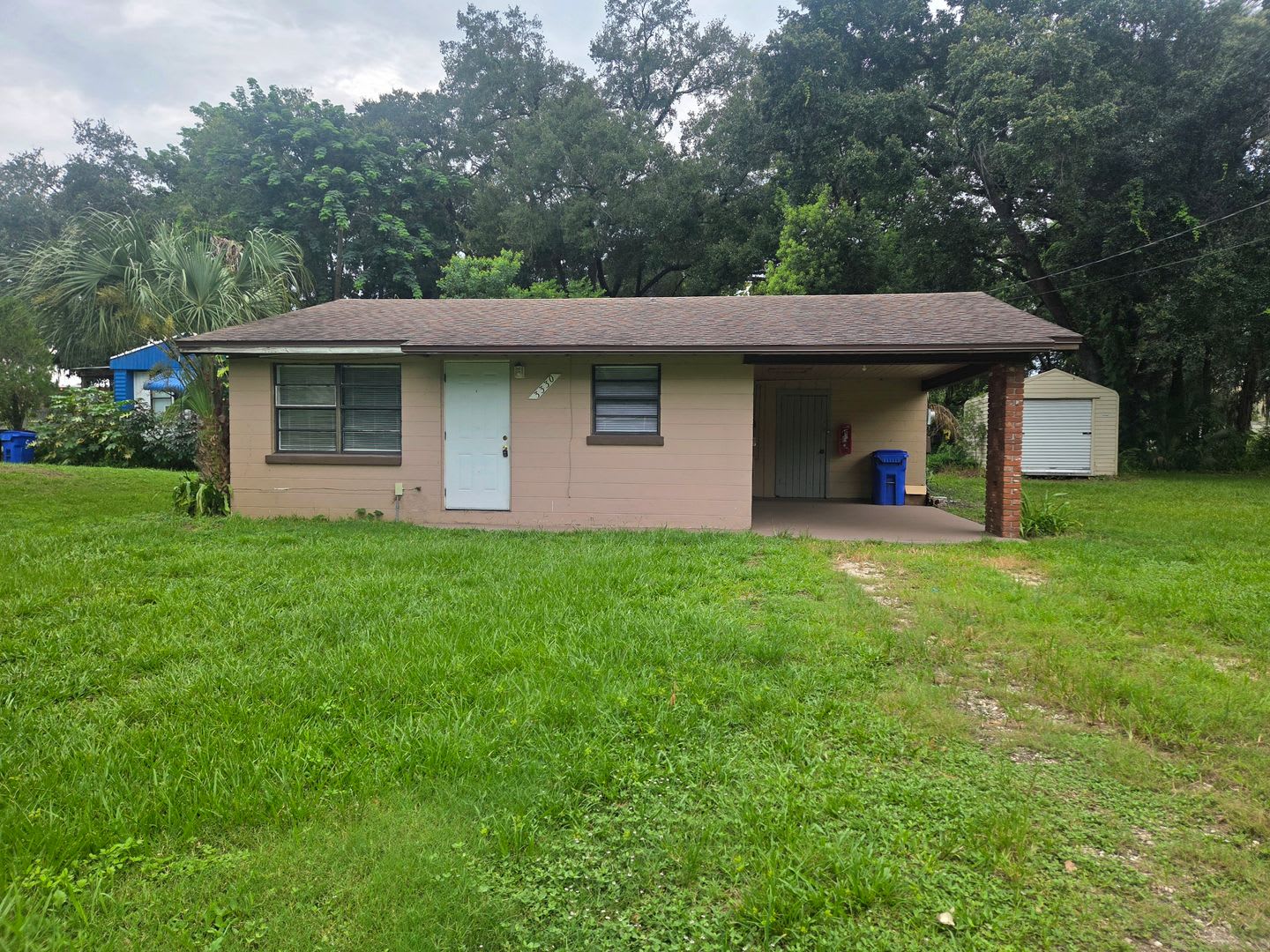 2 Bedroom, 1 Bath House in North Lakeland – photo 1