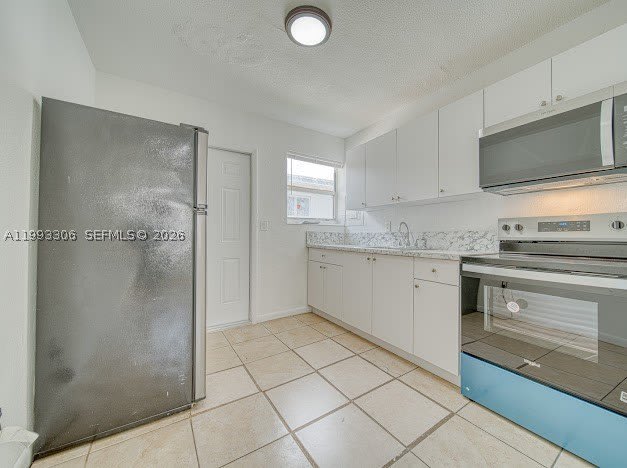 1887 NW 48th St – photo 4