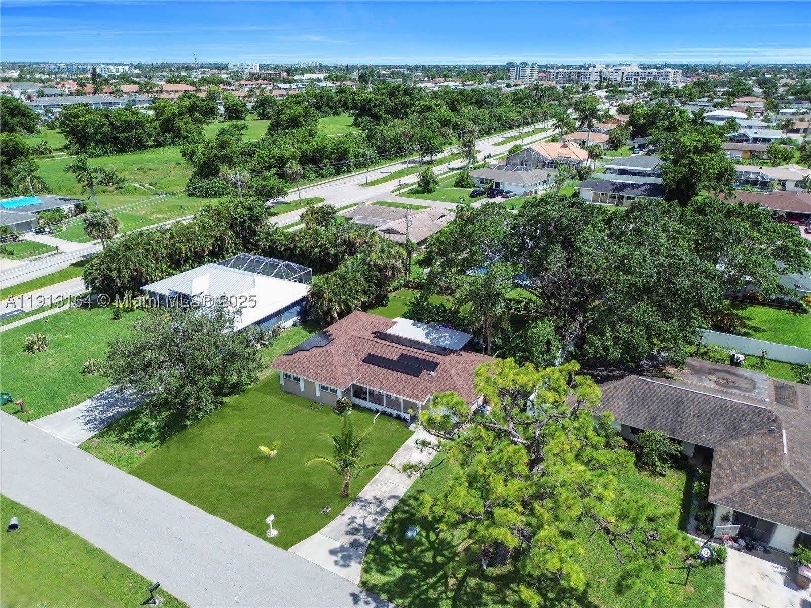 246 SE 44th st – photo 4