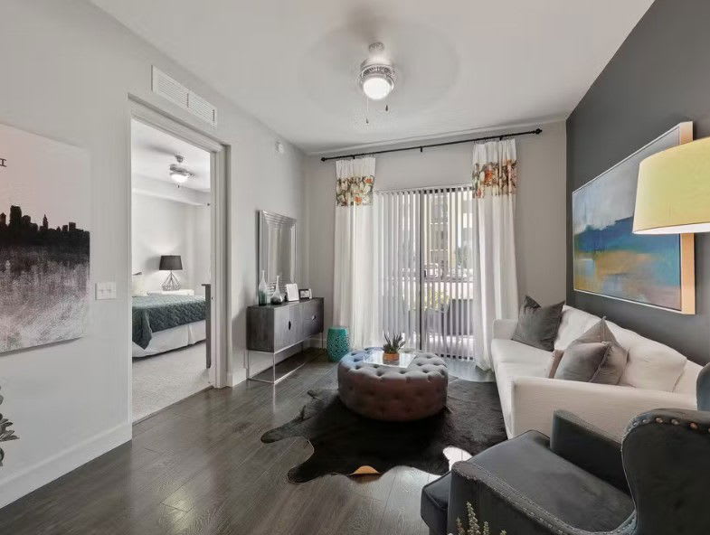 8803 Northwest 41st Street – photo 1