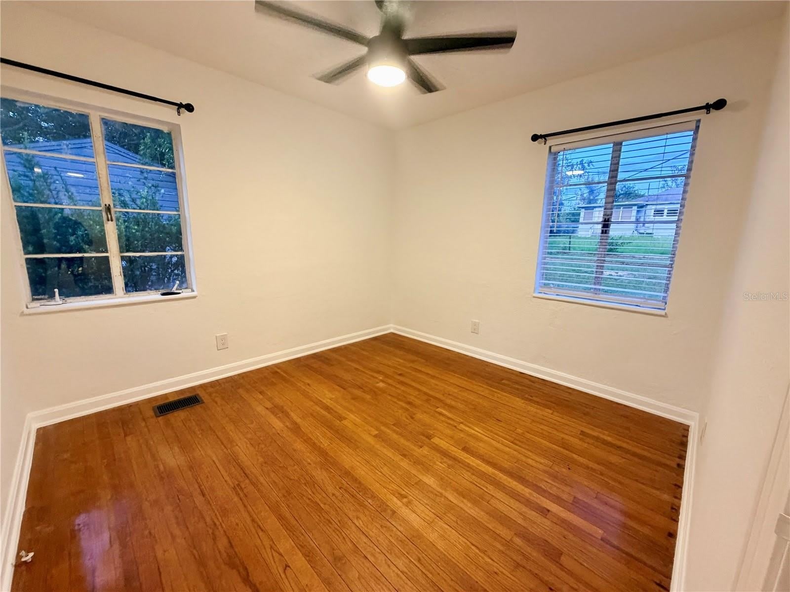 511 N KENTUCKY Avenue – photo 3