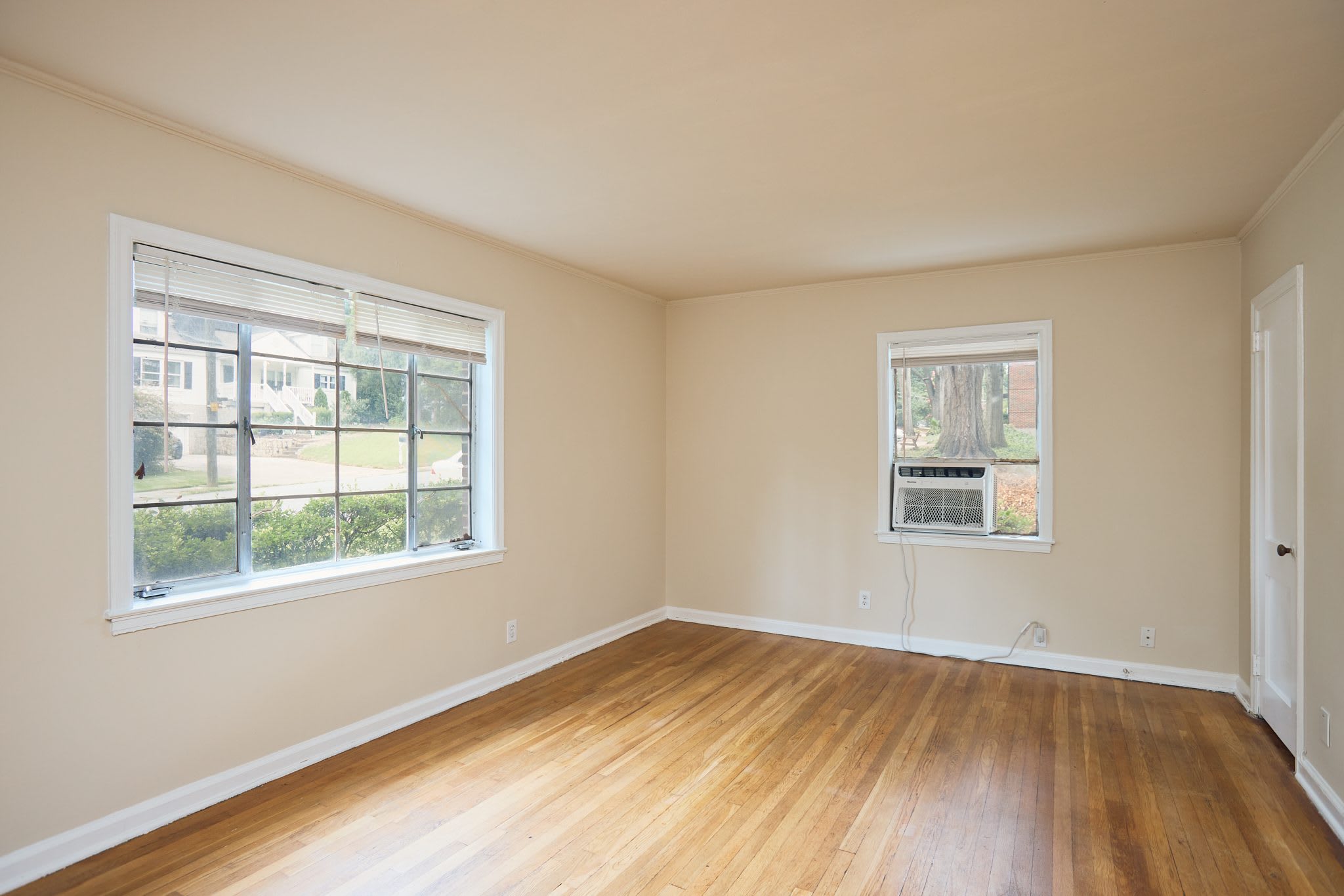 1337 Briarwood Drive NortheastUnit 1 – photo 3