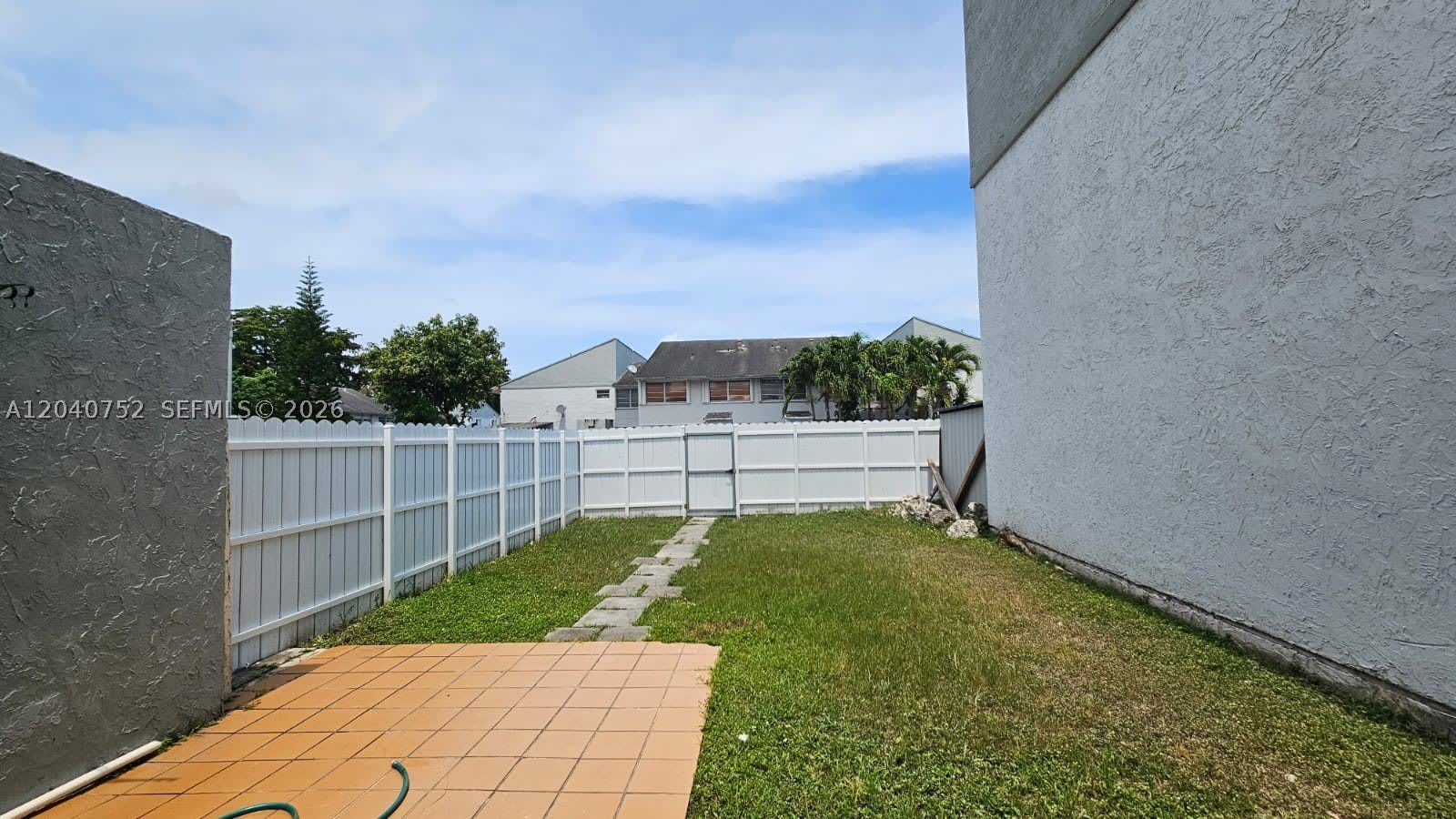 8460 SW 156th Pl – photo 3