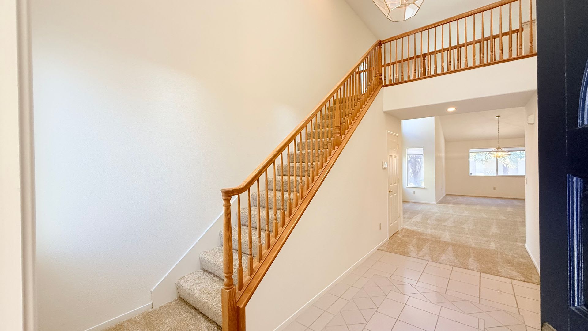 Move-in Ready, 3BD/2.5BA, Two-Story Townhome at Vista Pointe in San Ramon- Available NOW! – photo 3