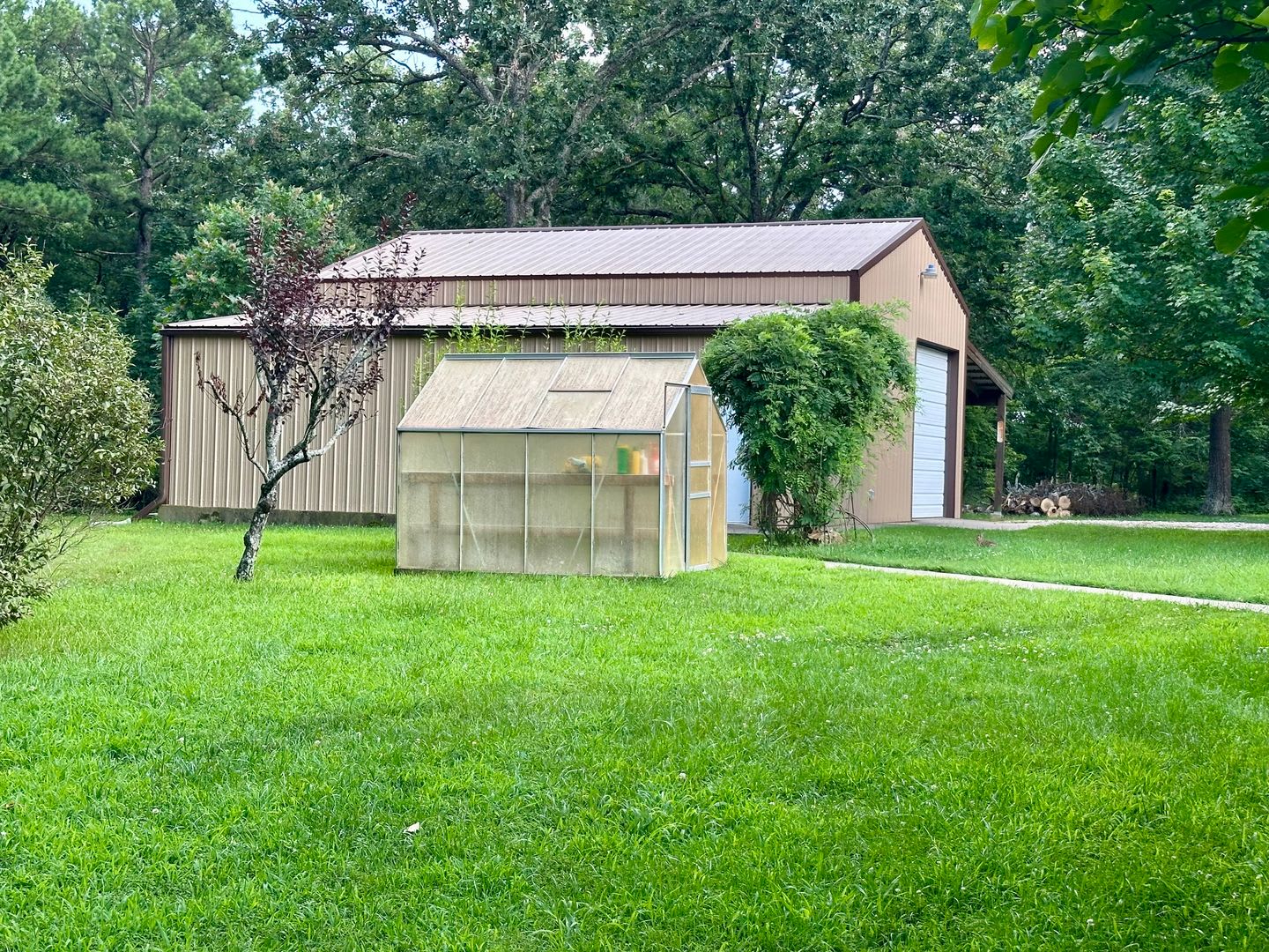 3 bed 2 bath Home in Fordland with 5 acres and a shop – photo 5