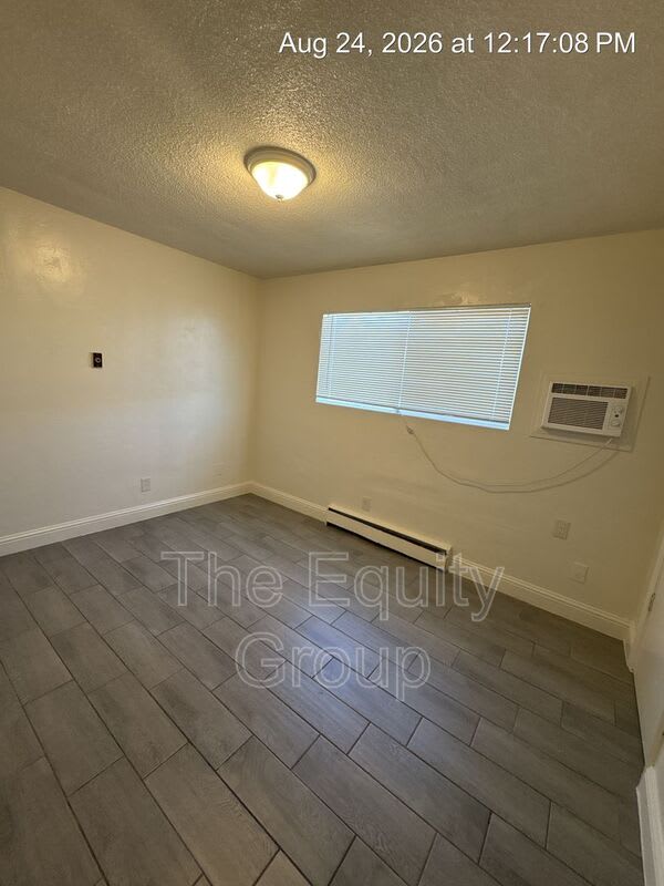 352 S Blackstone St – photo 5