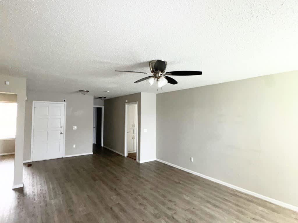 2228 S Whitbourne Pl – photo 3