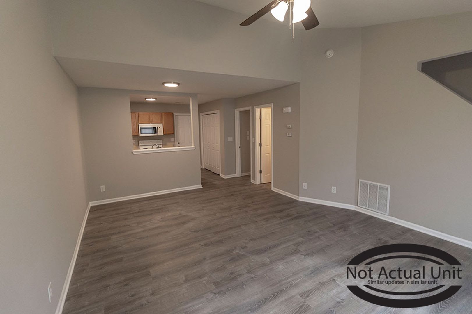 3 Bedroom Duplex! – photo 3