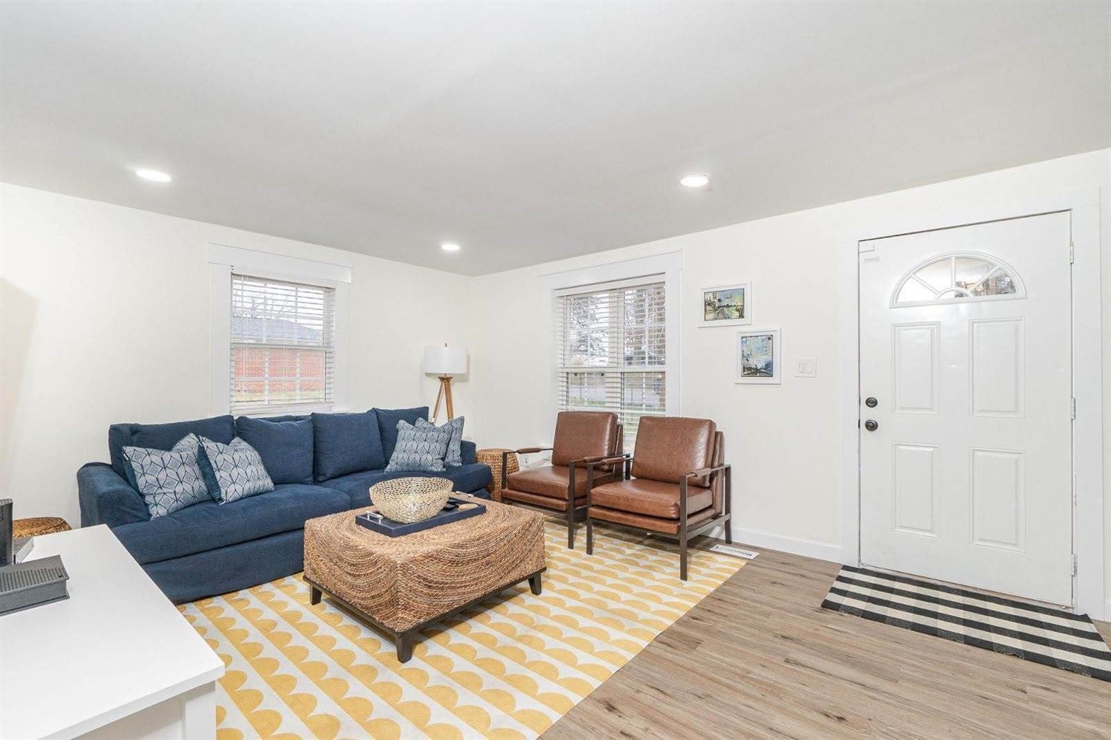 412 1st Street – photo 2