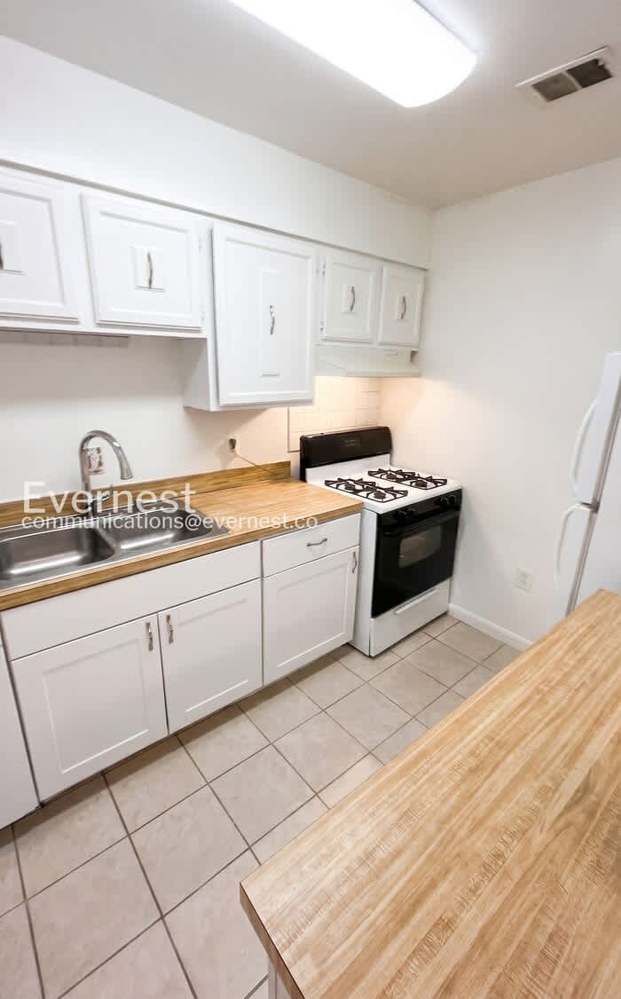 14848 Ensor Court – photo 3