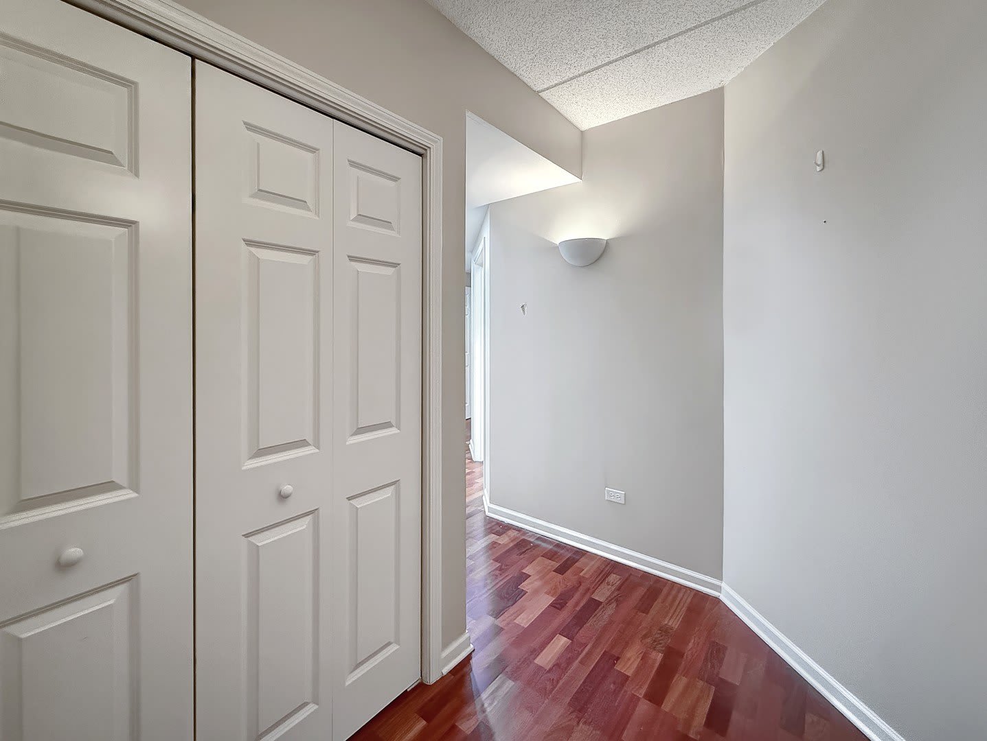 701 W Rand Road – photo 2