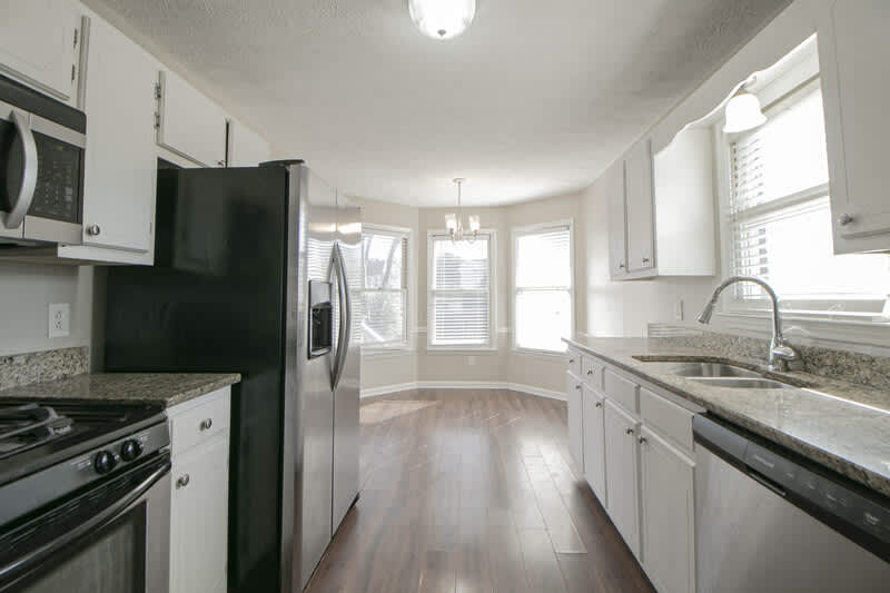 1719 Claire Court – photo 4