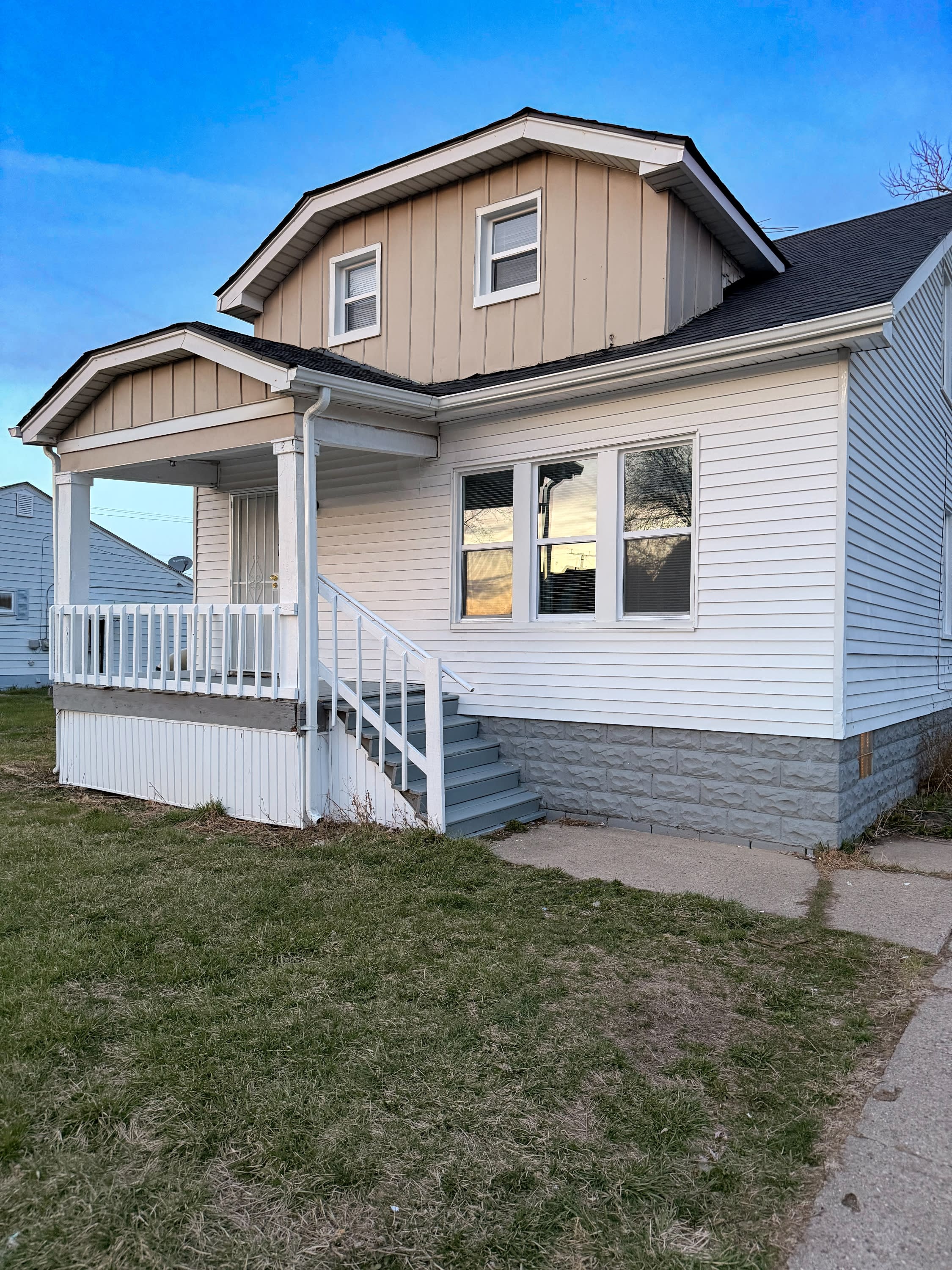 19010 Riverview Street – photo 2