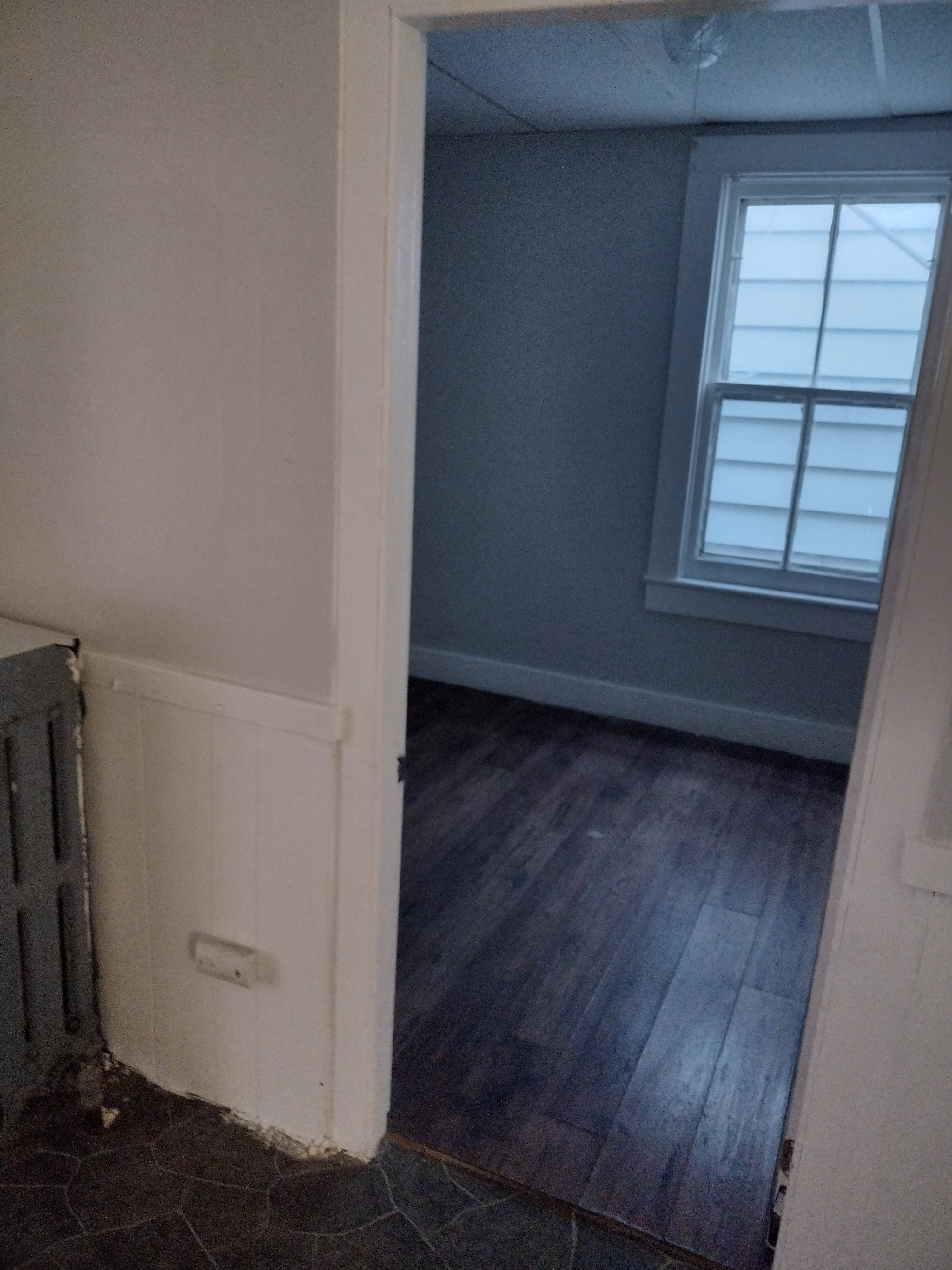 317 10th St – photo 3