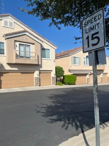 2511 April Breeze Lane – photo 3