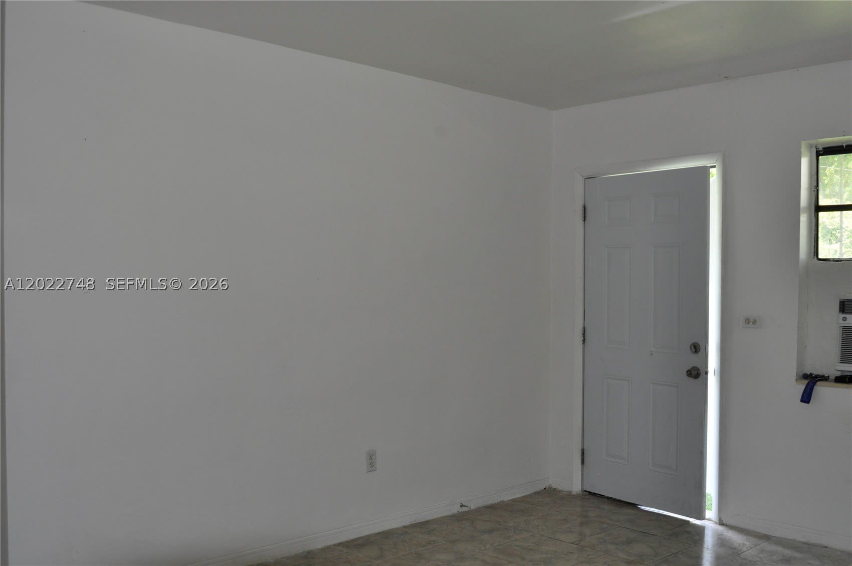 2395 Nw 82Nd St – photo 5