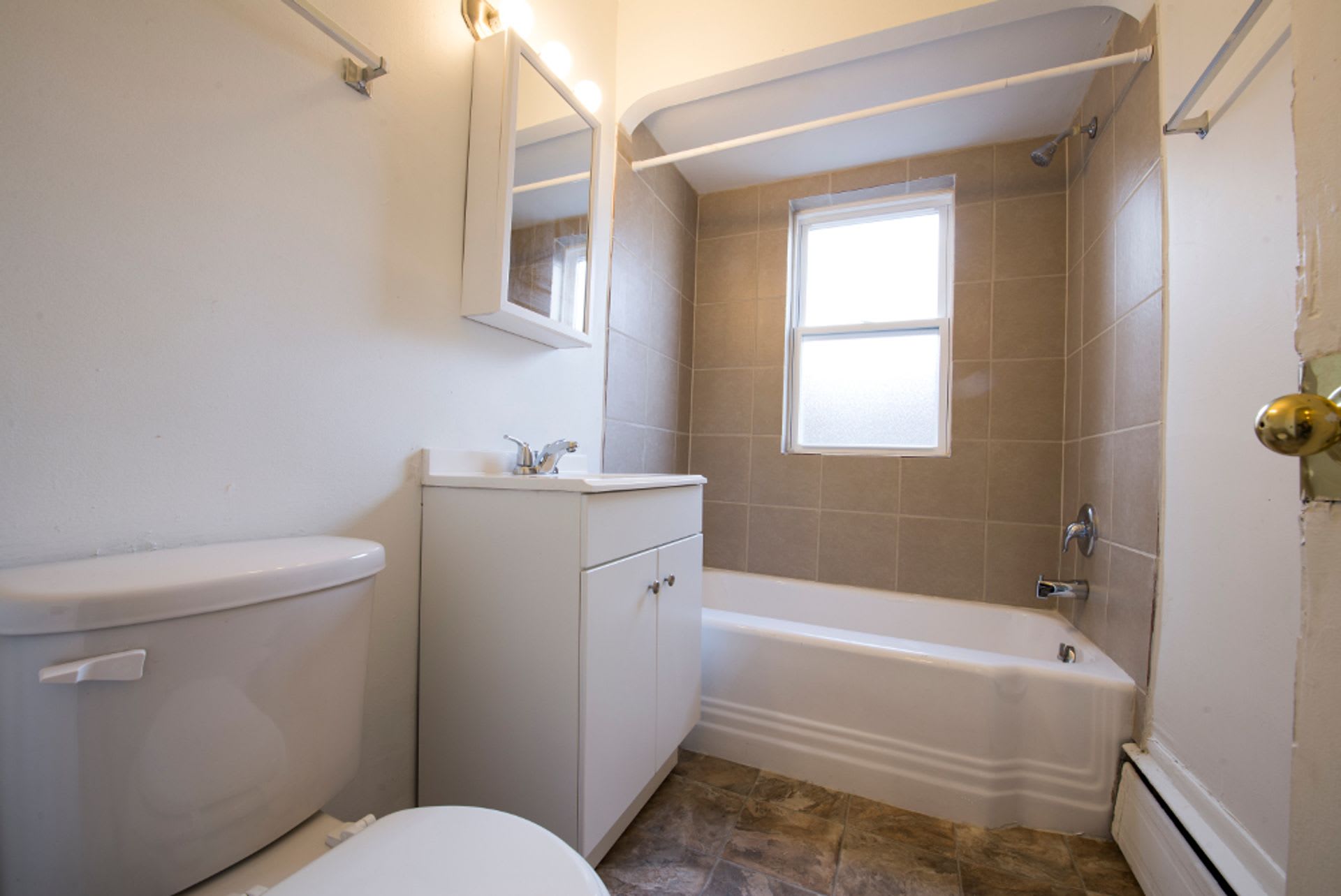 7850 S Constance Ave – photo 2