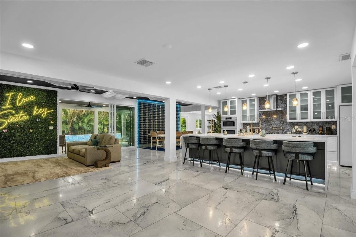 5624 CAPE LEYTE Drive – photo 3