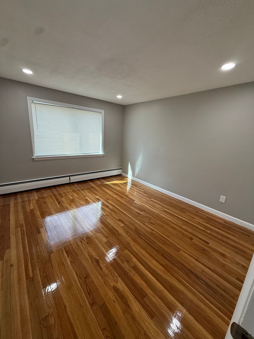 Good Deal in JP! 1-Bed with Heat/HW Incl – photo 4