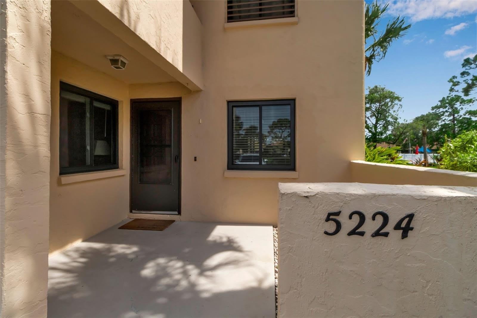 5224 LAKE VILLAGE Drive – photo 4