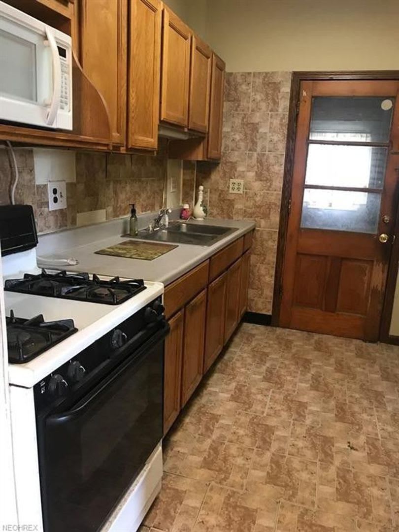 2 Bedroom Canton Home for Rent – photo 2
