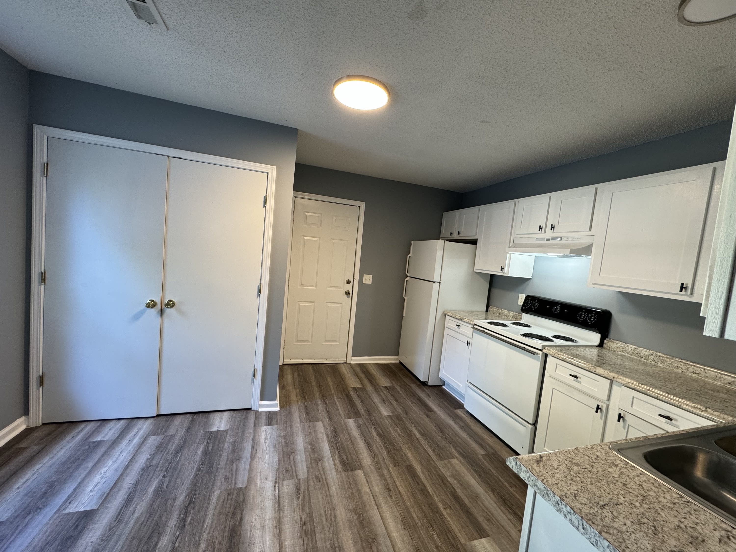 808 Royal St Unit A – photo 3