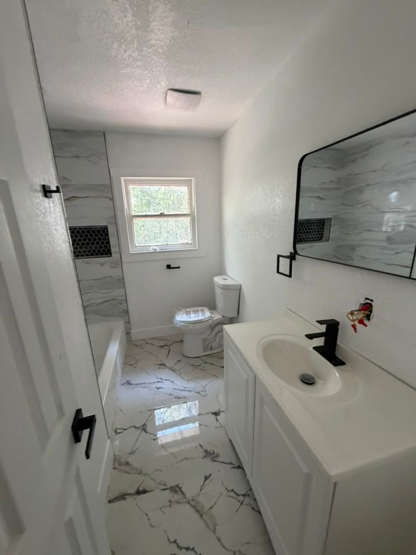 BEAUTIFUL HOME IN ORANGE. MOVE IN READY!. – photo 4
