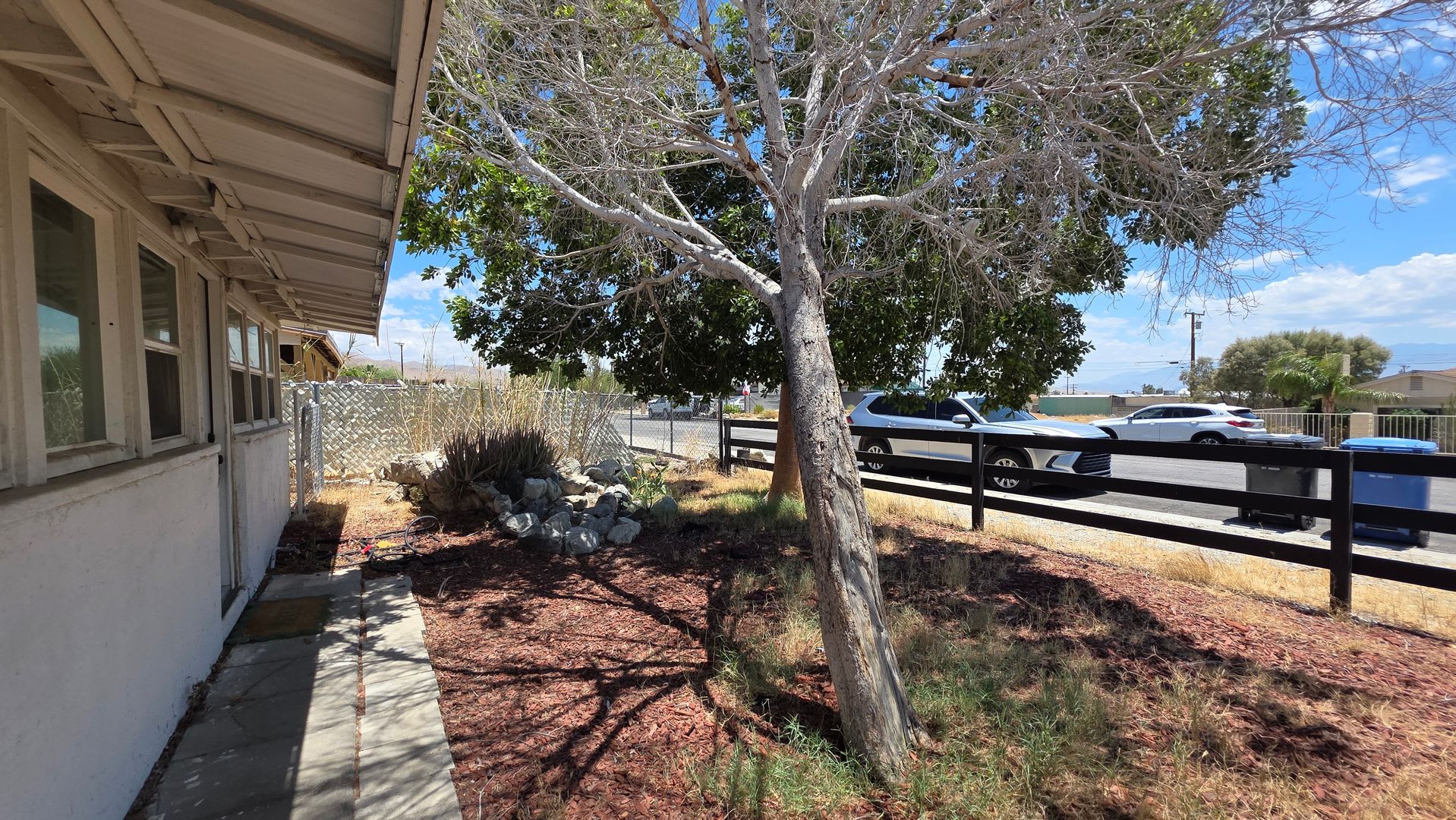 2 Bedroom 1 Bath Now Available – photo 1